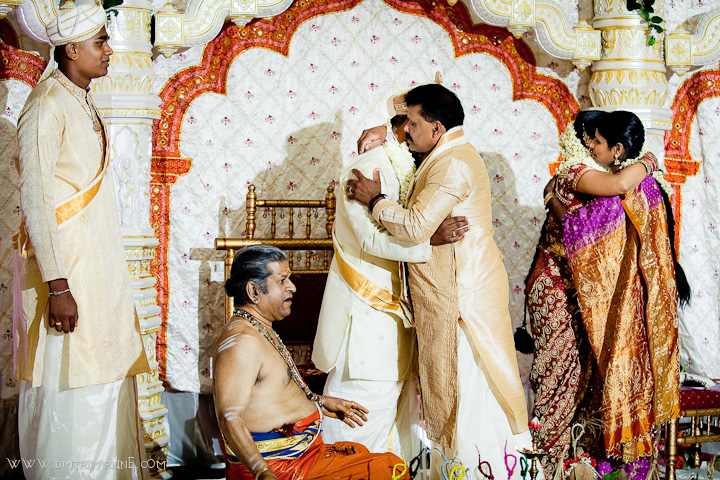 wedding ceremony Crystal Fountain Toronto Hindu wedding photographer